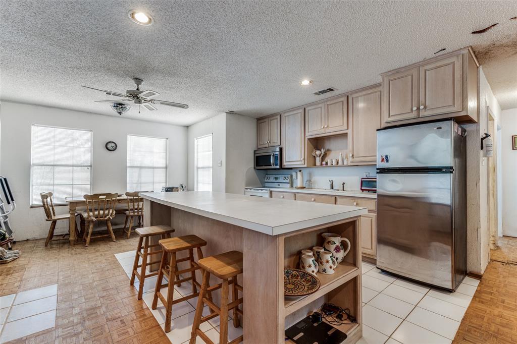 18025 County Road 4052 Property Photo 11