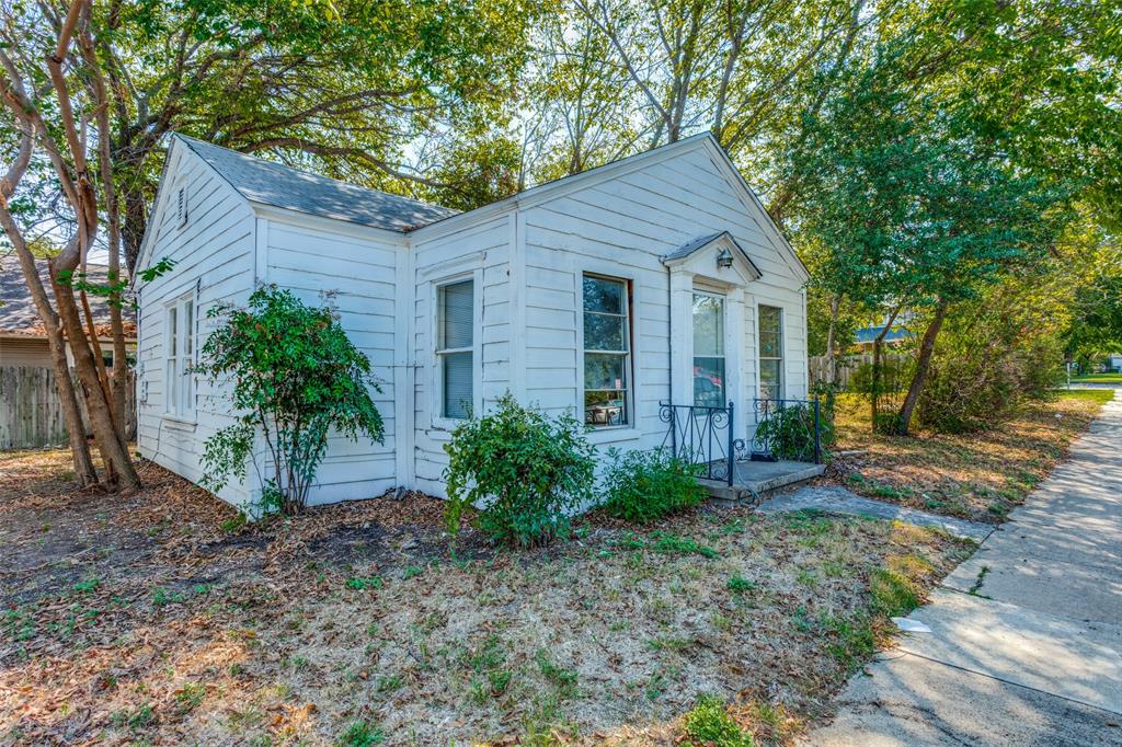 1503-1507 Oakland Street Property Photo 8