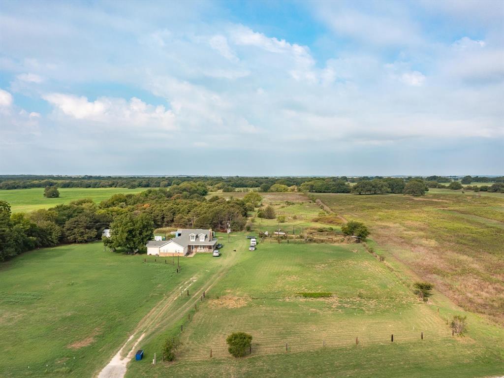 2699 Fm 103 Road Property Photo 2