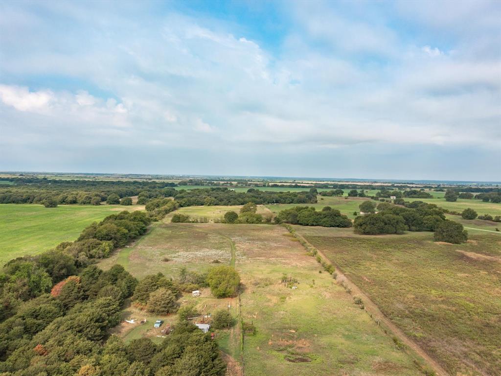 2699 Fm 103 Road Property Photo 3