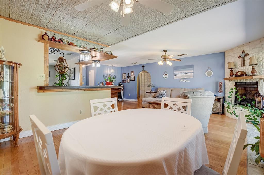 3224 Fm 2048 Property Photo 8
