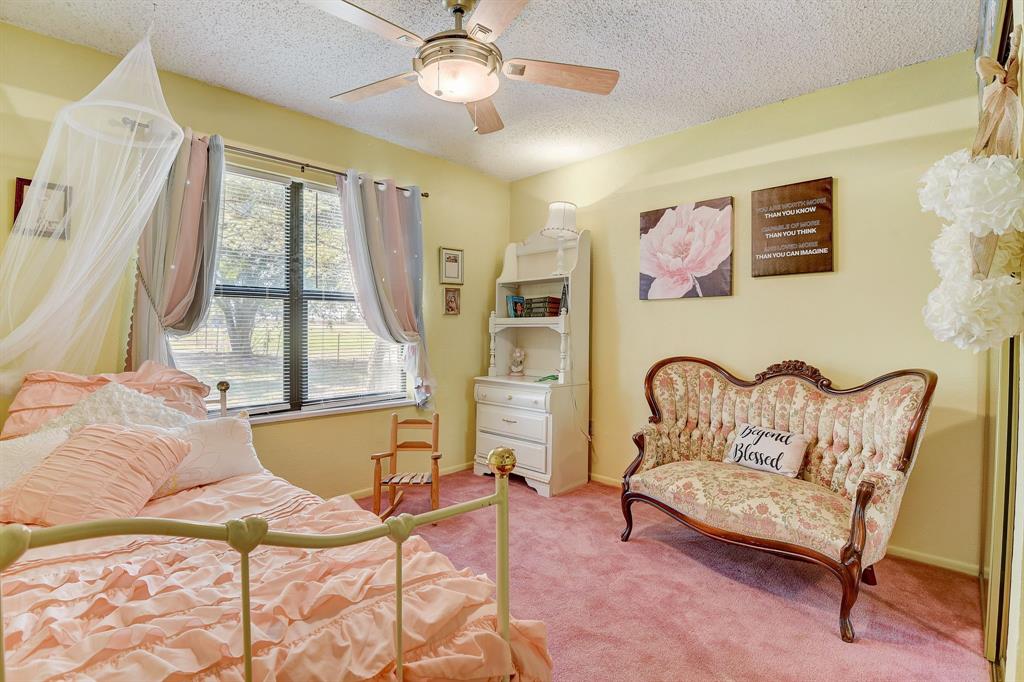3224 Fm 2048 Property Photo 16