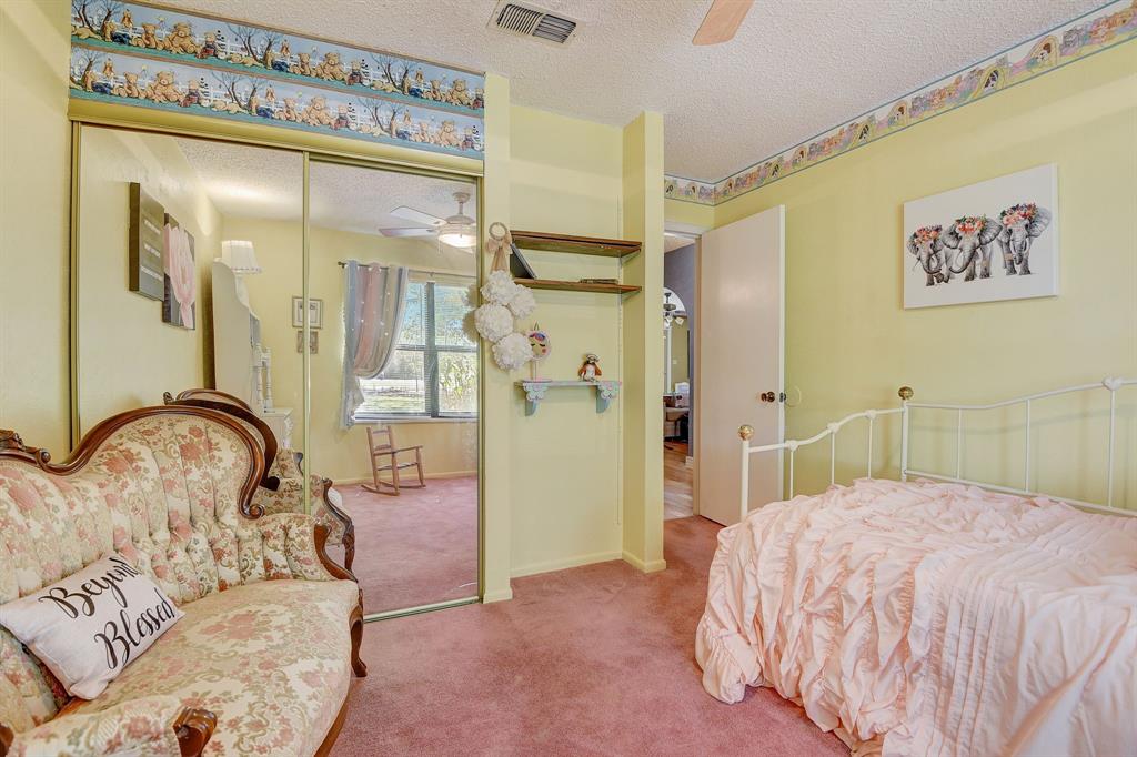 3224 Fm 2048 Property Photo 17