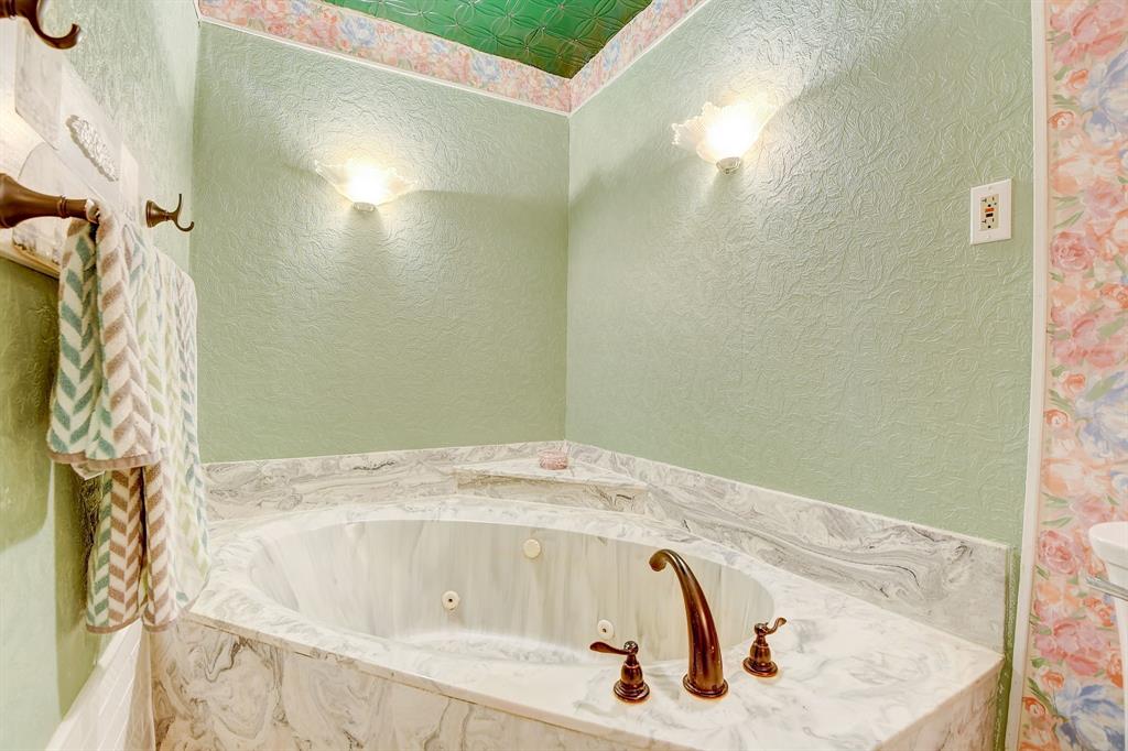 3224 Fm 2048 Property Photo 20