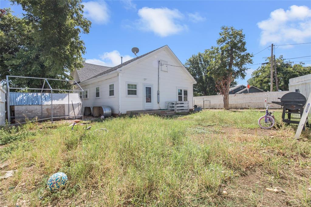 1516 S Colorado Street Property Photo 4