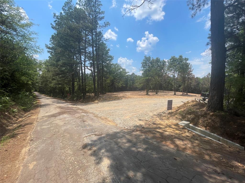 211 Private Road 3900 Property Photo 8