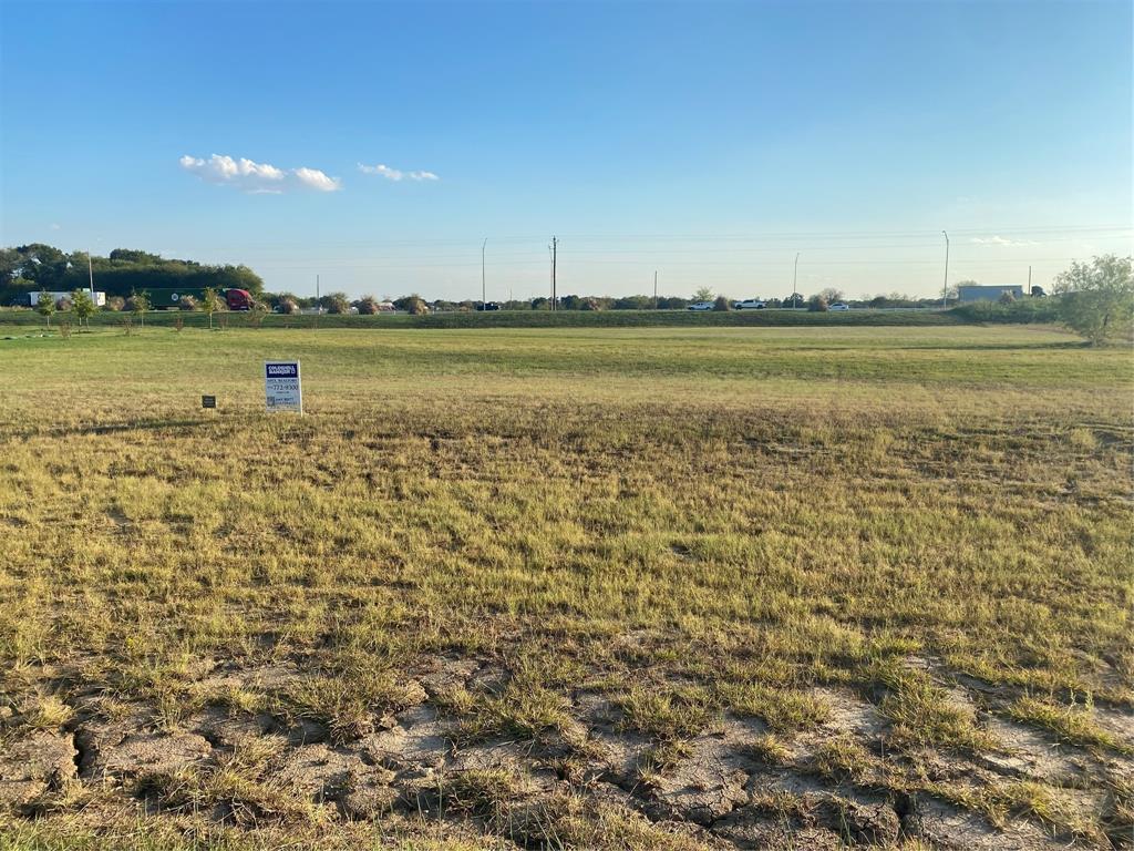 1209 Deerfield Drive Property Photo 4