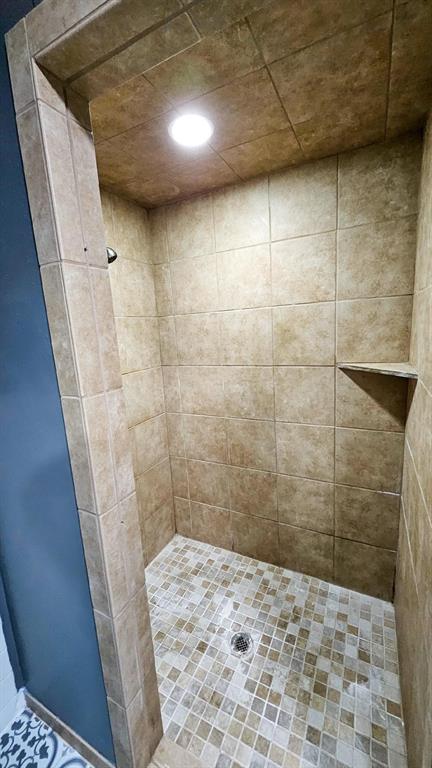 1201 Park Avenue Property Photo 17