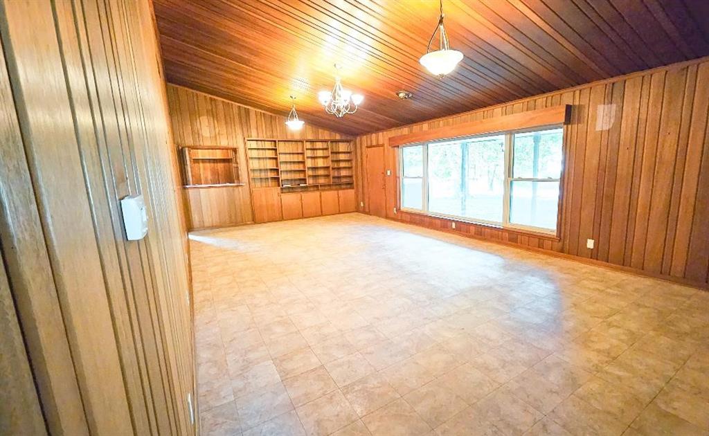 1201 Park Avenue Property Photo 23