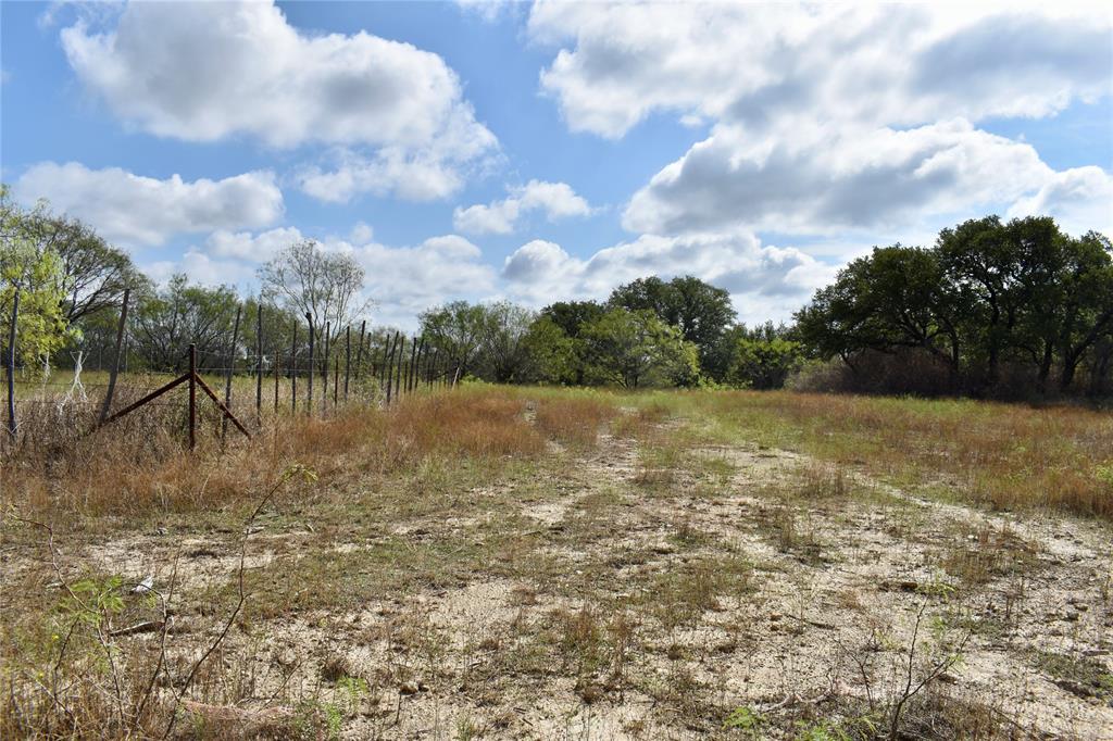 600 County Rd 370 Property Photo 21
