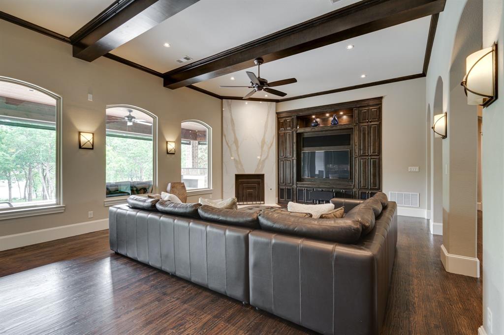 1208 Noble Way Property Photo 6