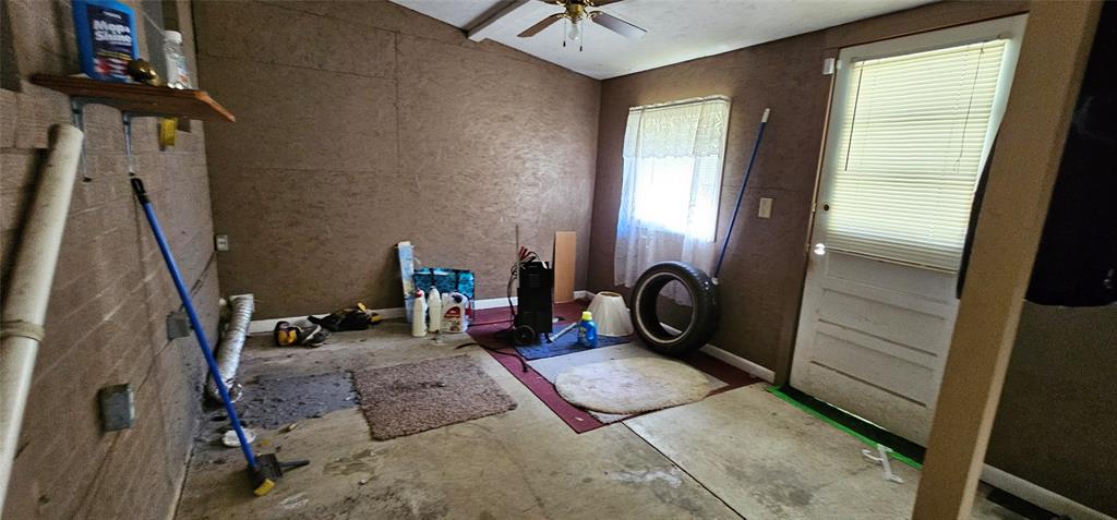 403 N Park Drive Property Photo 11