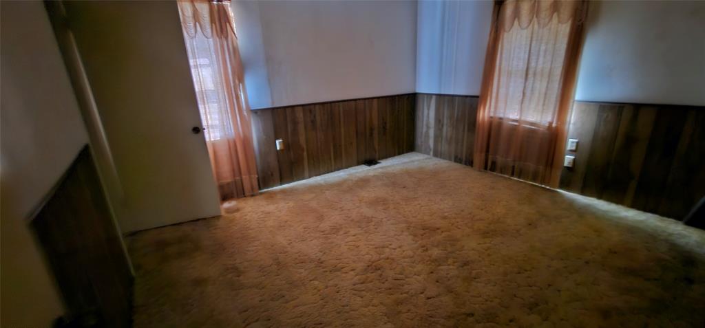 403 N Park Drive Property Photo 17