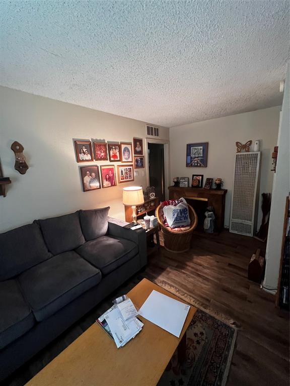 2234 Meander Street Property Photo 3