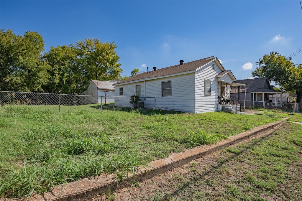 615 Dr Martin Luther King Jr Boulevard Property Photo 3