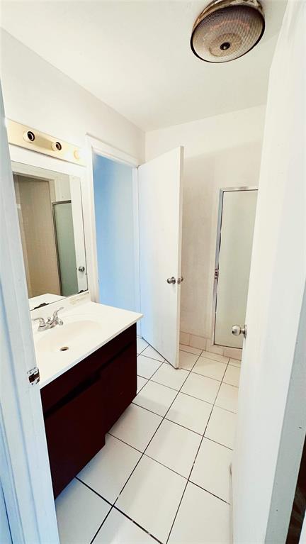 10520 Las Brisas Drive Property Photo 6
