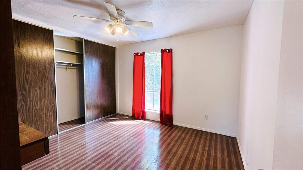 10520 Las Brisas Drive Property Photo 12