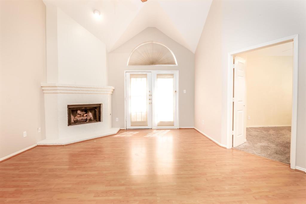 3273 Green Court Property Photo 4