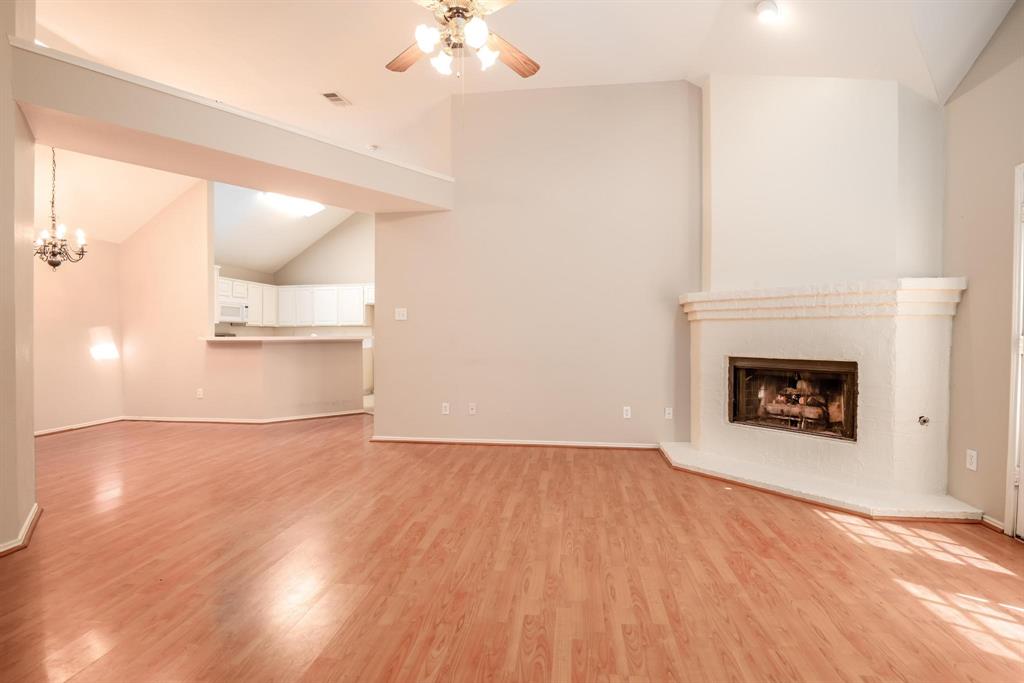 3273 Green Court Property Photo 6