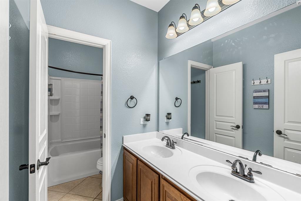 517 Sagebrush Lane Property Photo 22