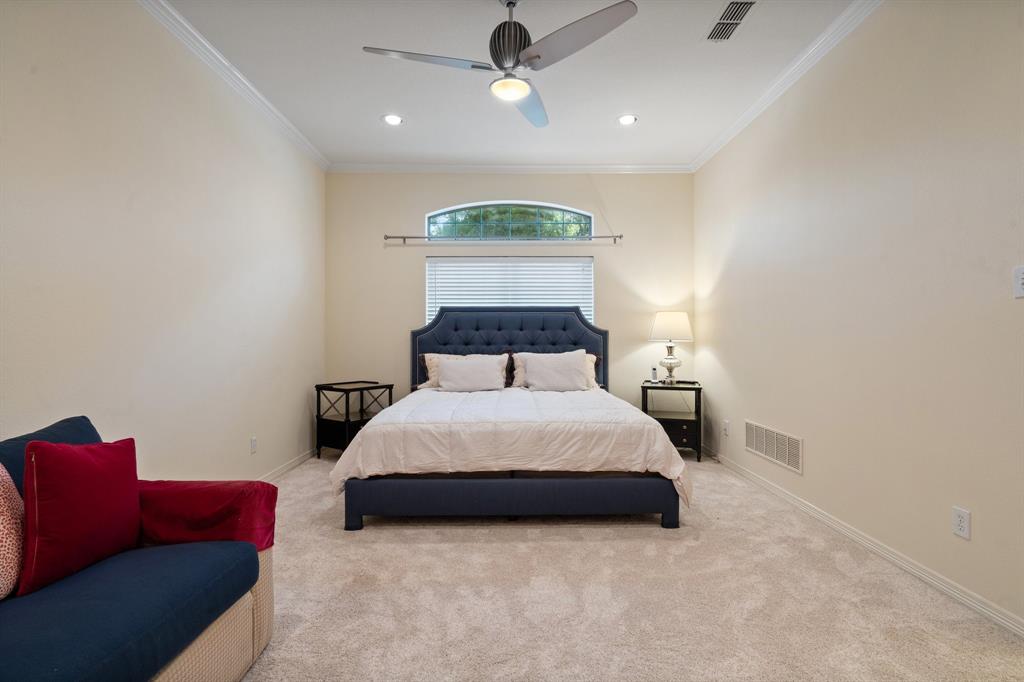 530 Rebecca Drive Property Photo 6