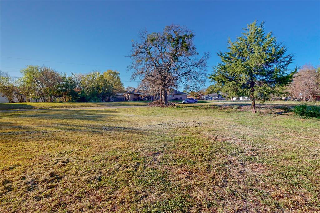 206 Houston Street Property Photo 2