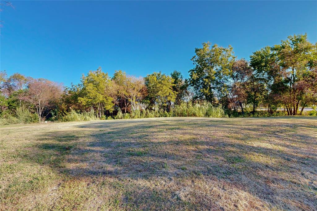 206 Houston Street Property Photo 6