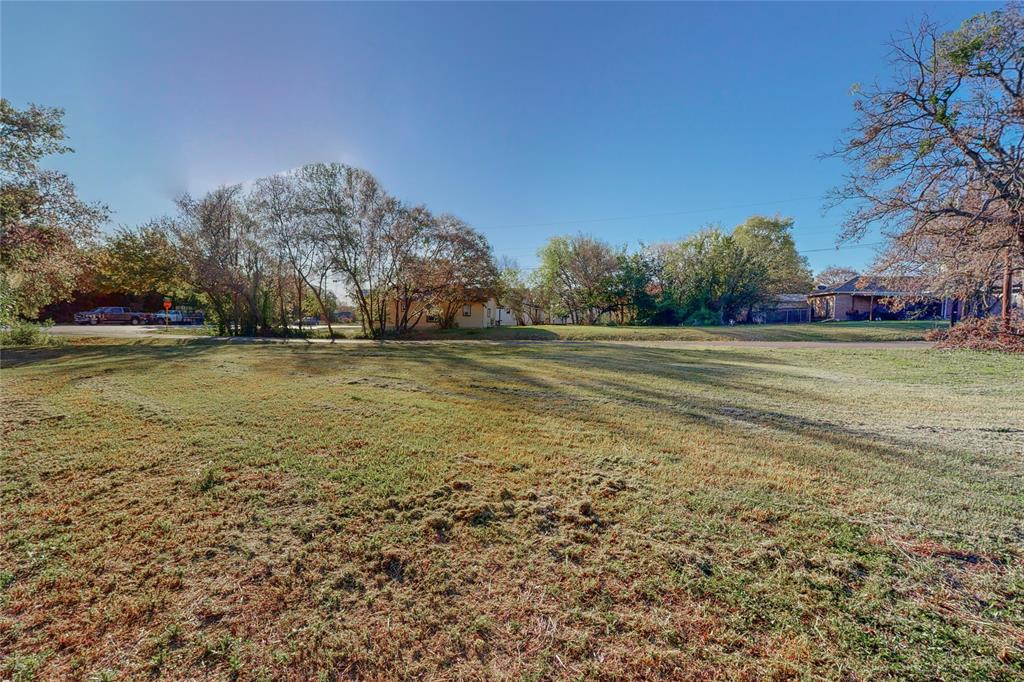 206 Houston Street Property Photo 8