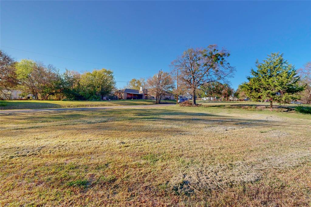 206 Houston Street Property Photo 9