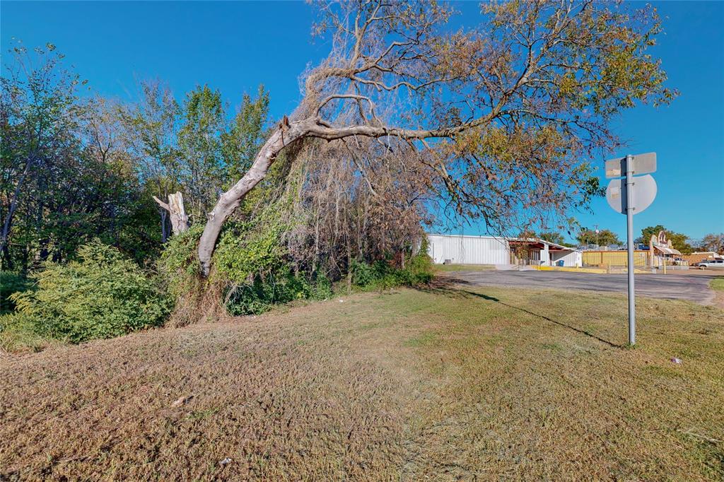 206 Houston Street Property Photo 15