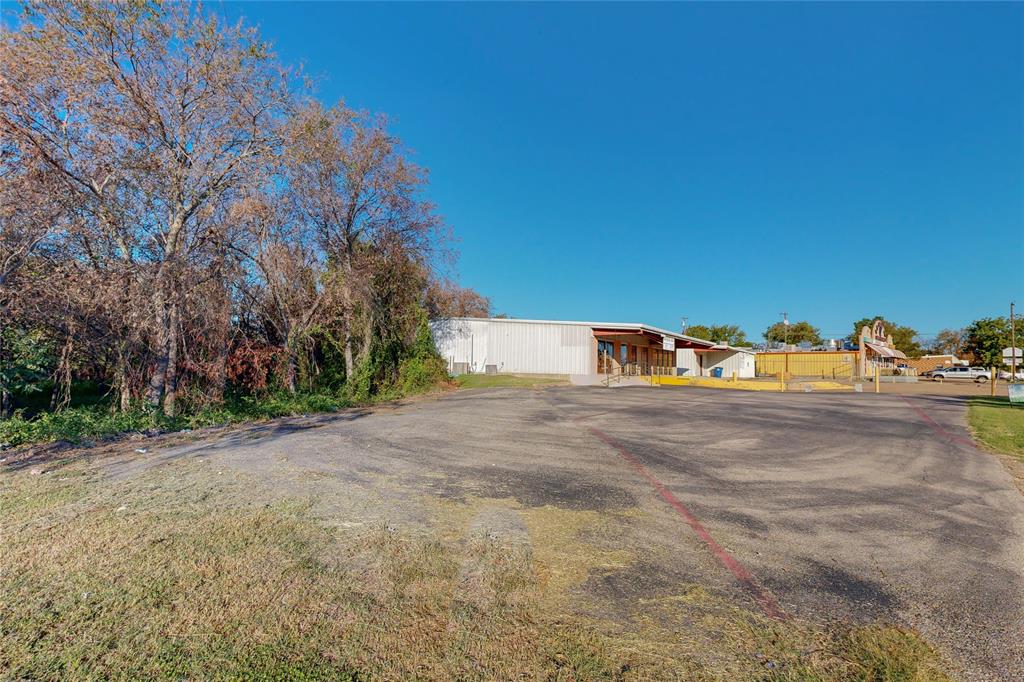 206 Houston Street Property Photo 16