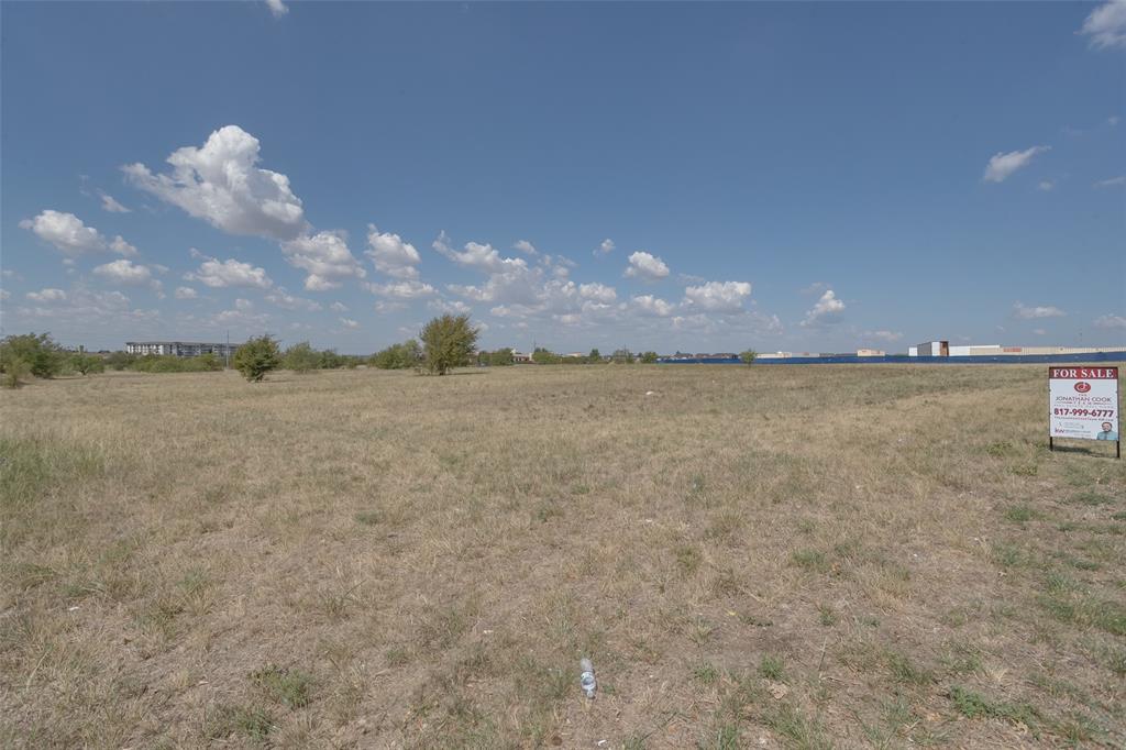 7350 Granbury Road Property Photo 3