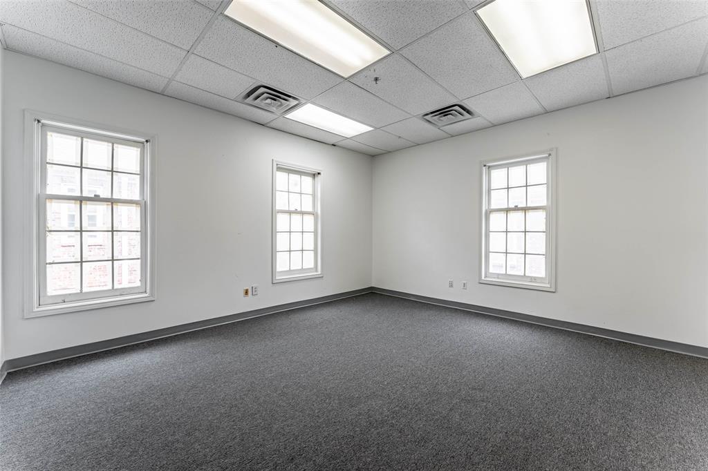 17768 Preston Road Property Photo 13