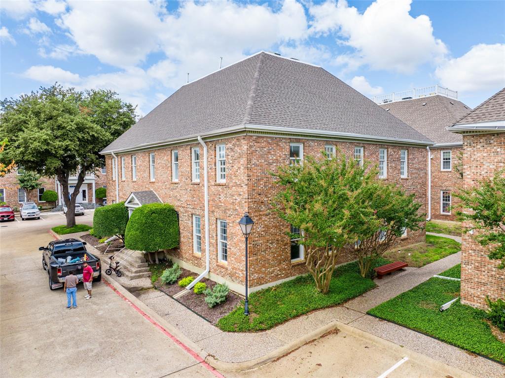 17768 Preston Road Property Photo 1