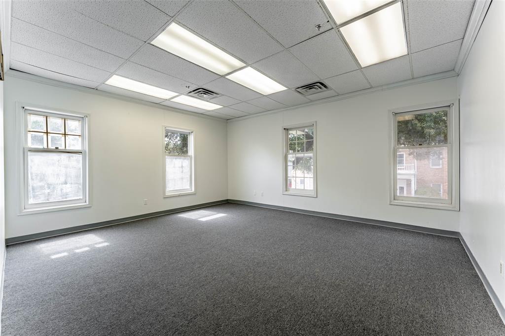 17768 Preston Road Property Photo 9