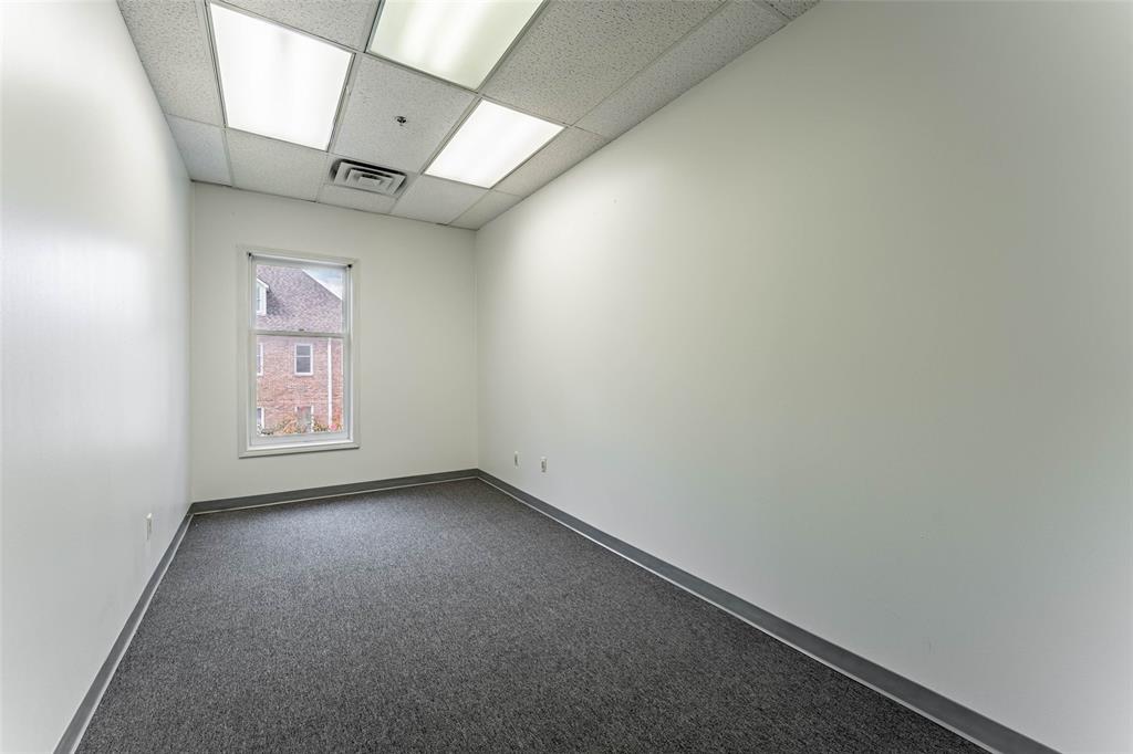 17768 Preston Road Property Photo 10