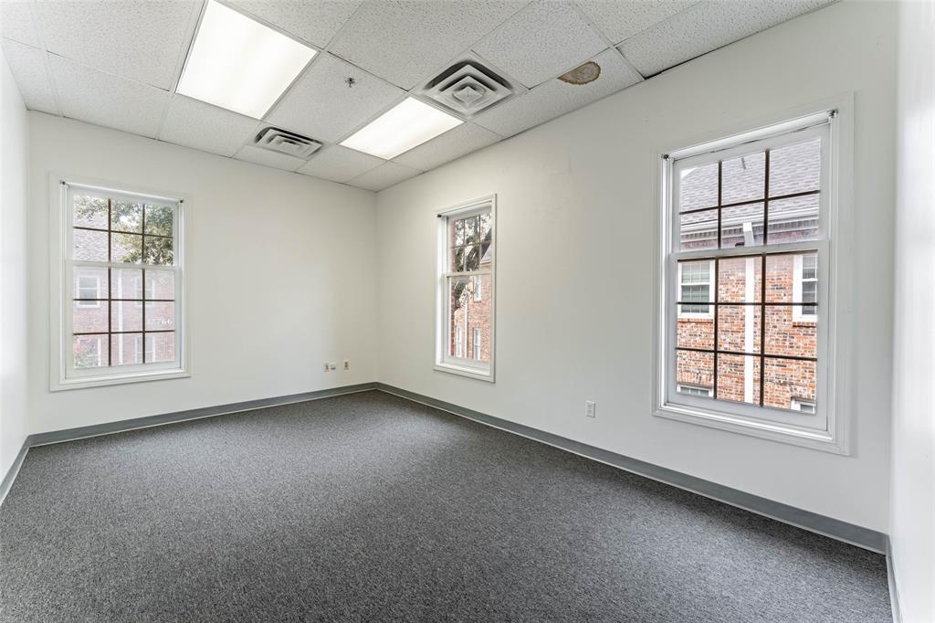 17768 Preston Road Property Photo 11