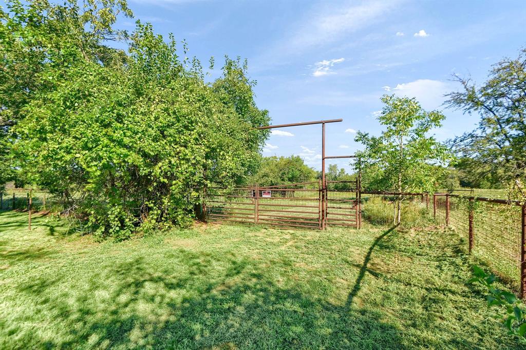 2021 W Walker Street Property Photo 36