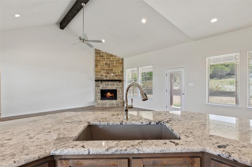 315 Sunset Cove Property Photo 15