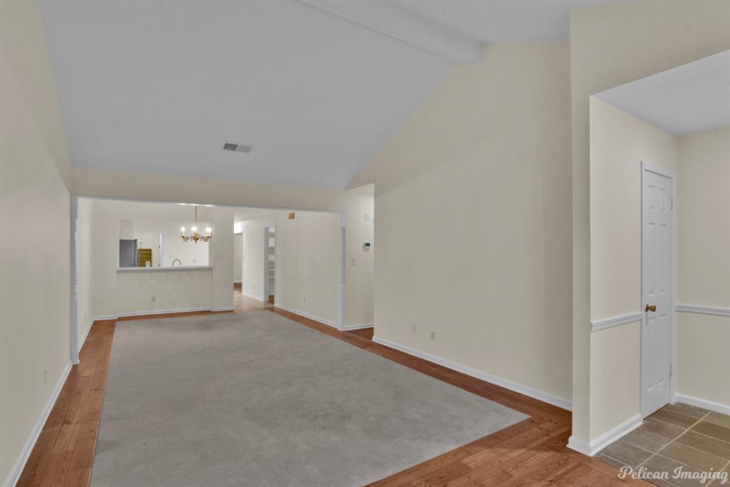 54 Tealwood Street Property Photo 4