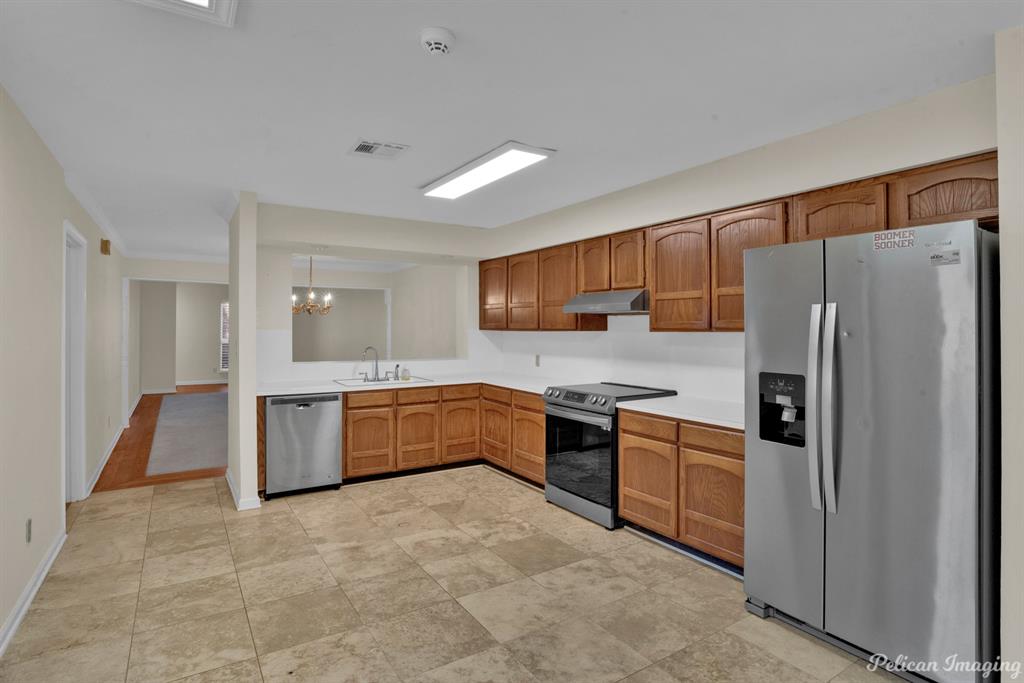 54 Tealwood Street Property Photo 7
