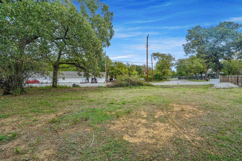 3640 Vaughn Boulevard Property Photo 4