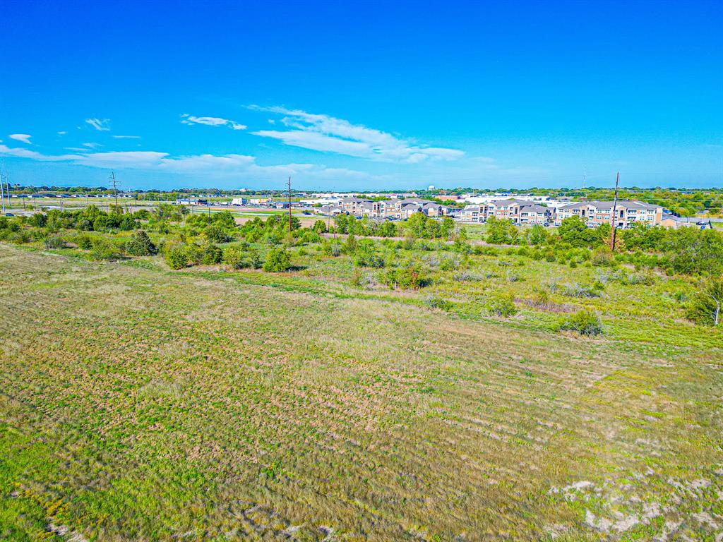 4115 W State Highway 31 Property Photo 6