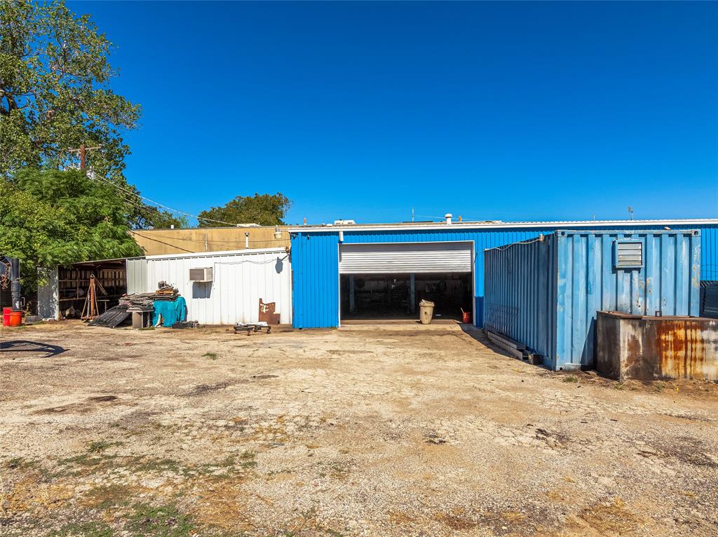 3438 S Jones Street Property Photo 5