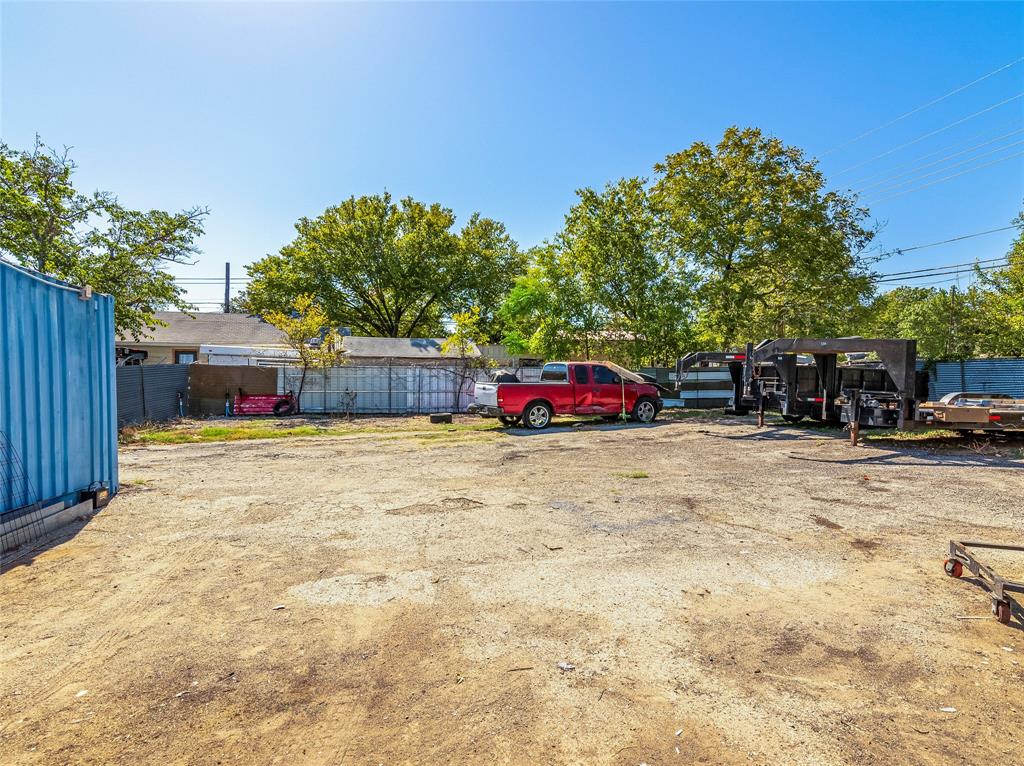 3438 S Jones Street Property Photo 6