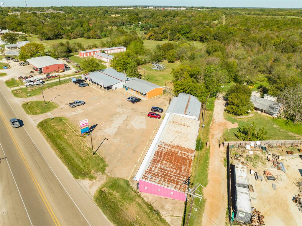 1335 E Milam Street Property Photo 10