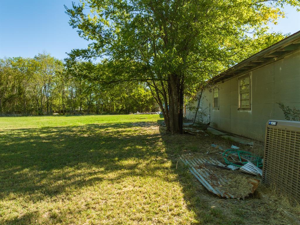 1335 E Milam Street Property Photo 28