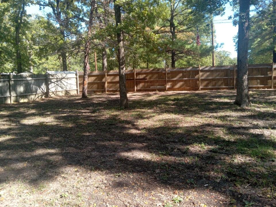 240 Loving Lane Property Photo 4