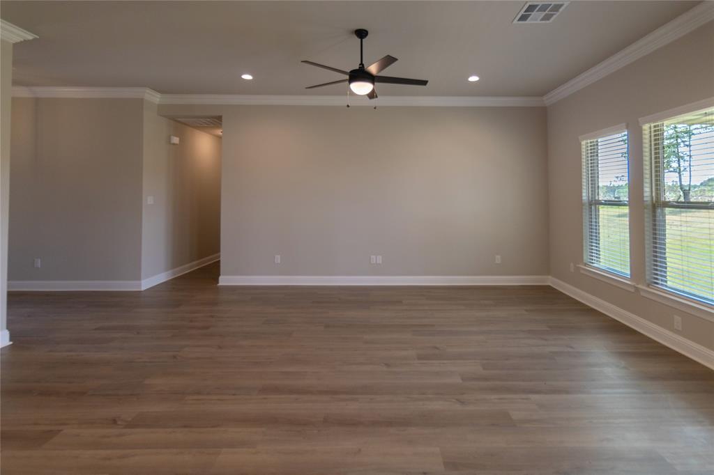 327 Hummingbird Lane Property Photo 6