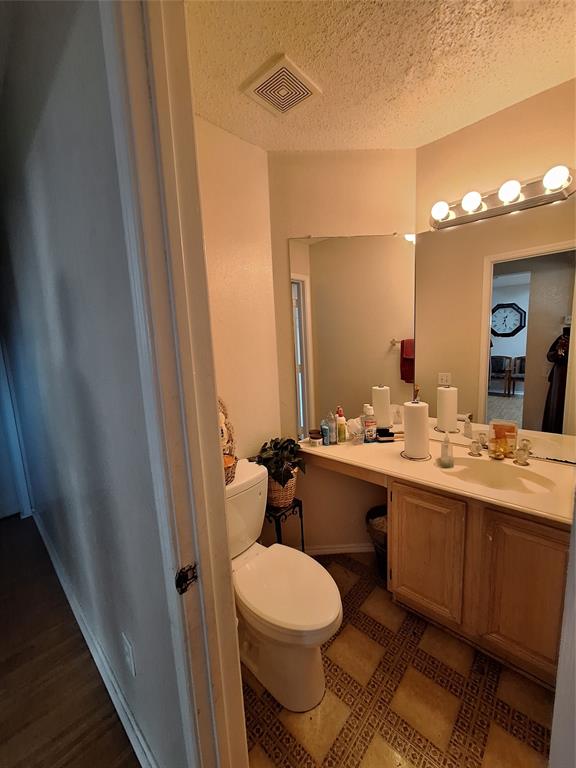 3405 Plantation Lane Property Photo 10